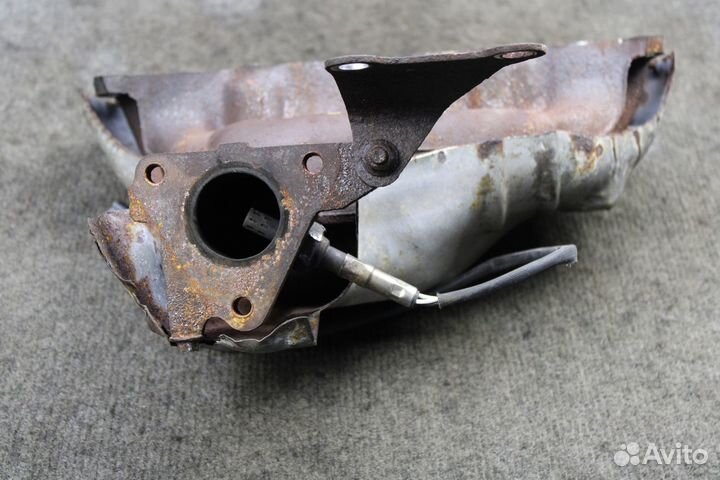 Коллектор выпускной Mazda Demio B5C713450