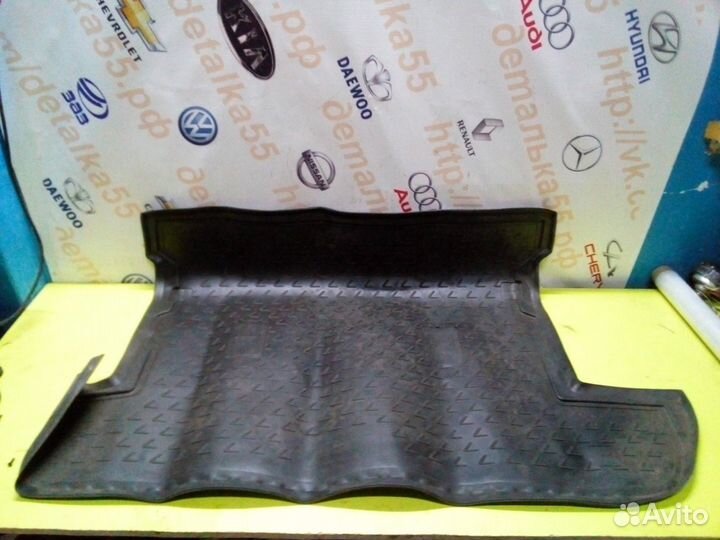 Коврик в багажник новый Lexus LX 570 с07г