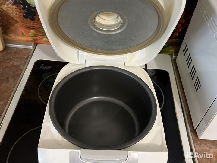 Мультиварке Panasonik SR-DF101