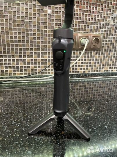 Стабилитор для смартфона