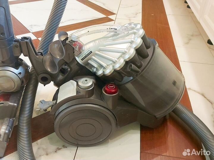 Пылесос dyson DC23