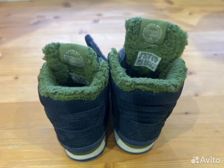 Кроссовки детские adidas 22