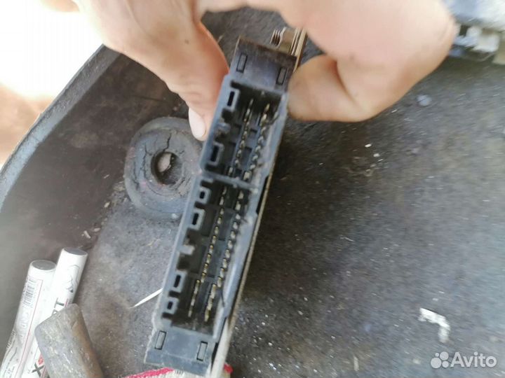 Блоки митсубиси ланцер 7 99г