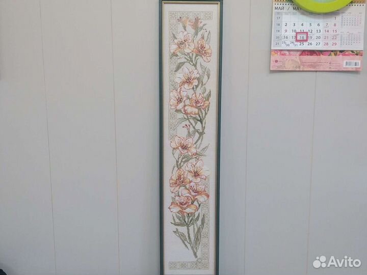 Готовая вышивка крестом картина