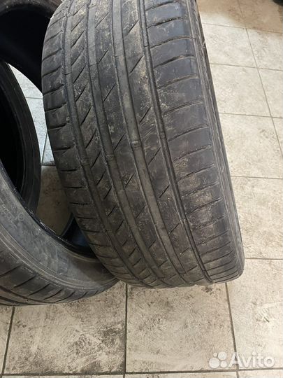 Kumho Ecsta PS71 265/45 R19