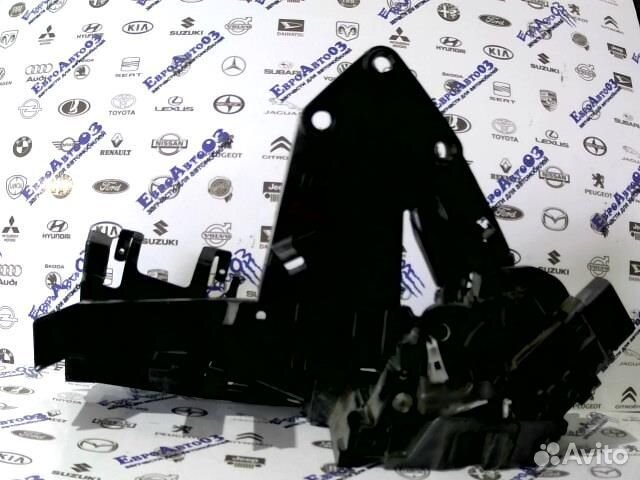 Замок двери передней левой Ford Focus II 2005-2008