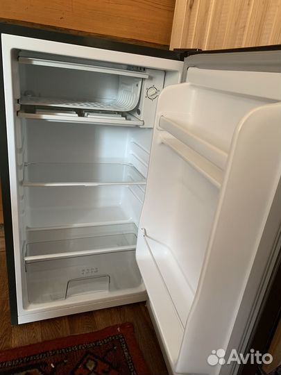Холодильник shivaki 92 литра