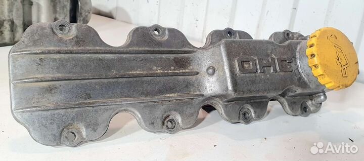 Крышка клапанная Opel Vectra A 16SV