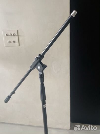 Микрофонная стойка Veston 