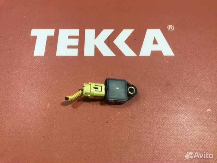 Датчик удара Киа Сид KIA ceed
