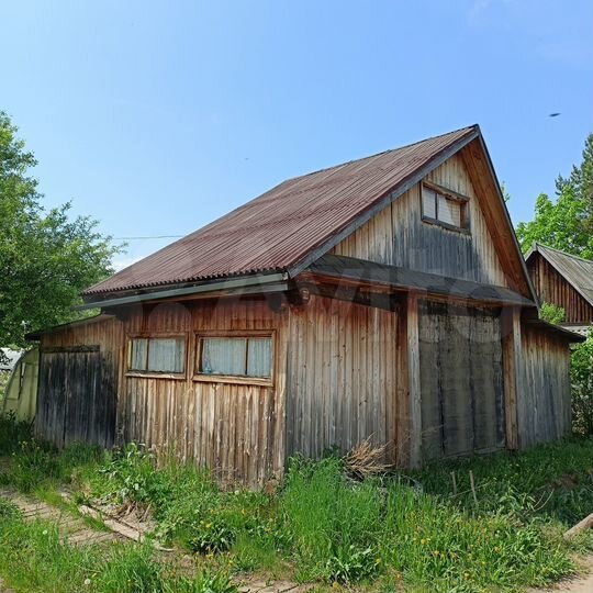 Дача 20 м² на участке 10,5 сот.