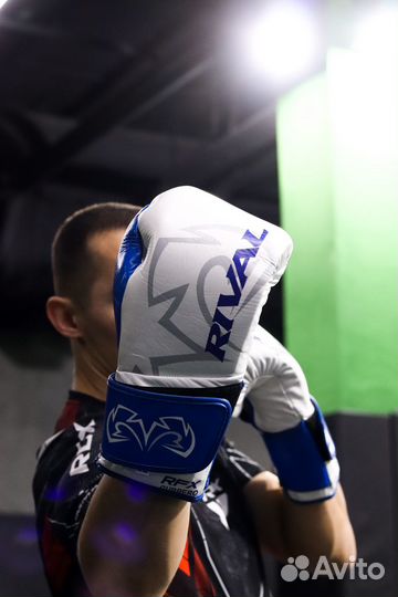 Боксерские перчатки Rival RFX Blue