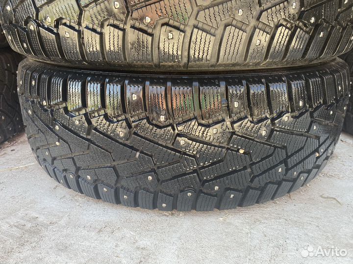 Pirelli Ice Zero 215/65 R17 103T