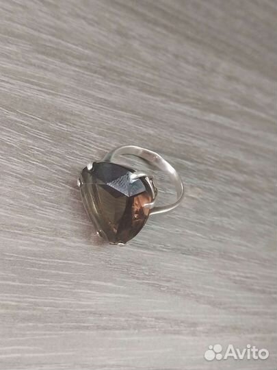 Кольцо с раухтопазом