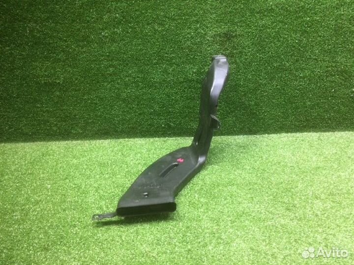 Воздуховод передний левый Kia Ceed JD G4FG 2014