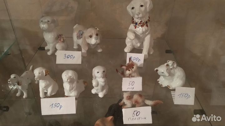 Продам статуэтки кошек и собак фарфор, керамика, п
