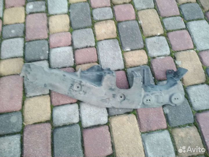 Bmw X5 f15 Кожух рулевого механизма