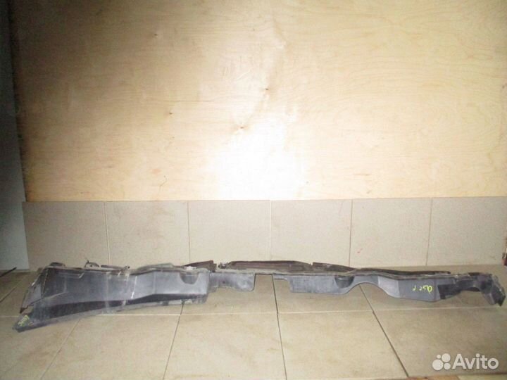 Водосток Ford Explorer 5 (U502)