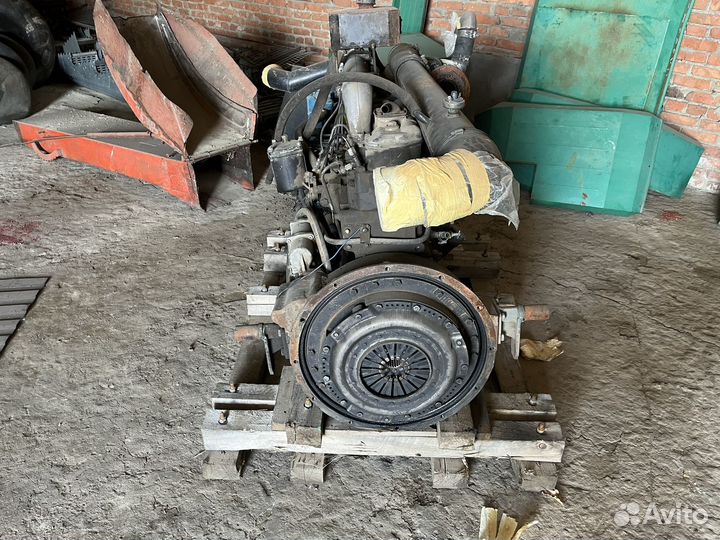 Двигатель д260