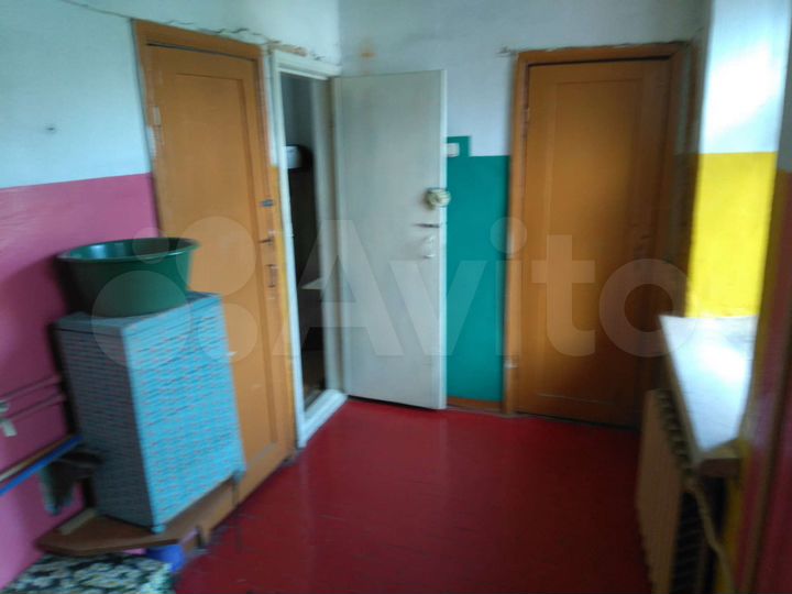 Комната 24 м² в 5-к., 3/3 эт.