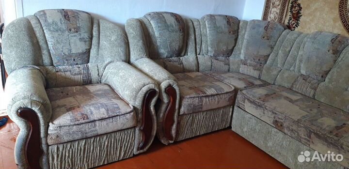 Угловой диван бу