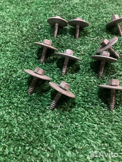 Саморез для защиты Mercedes-Benz Clk-Class A209