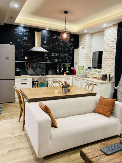 3-к. квартира, 72 м², 2/2 эт.