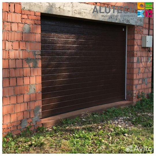 Секционные ворота alutech