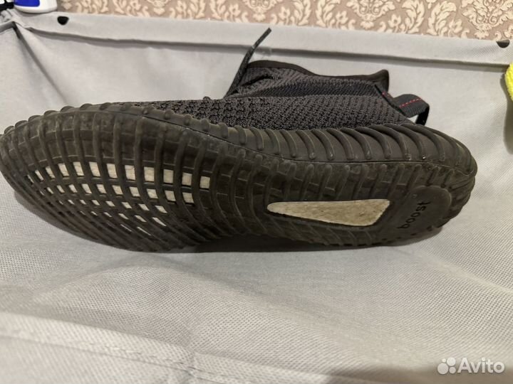 Кроссовки adidas yeezy boost