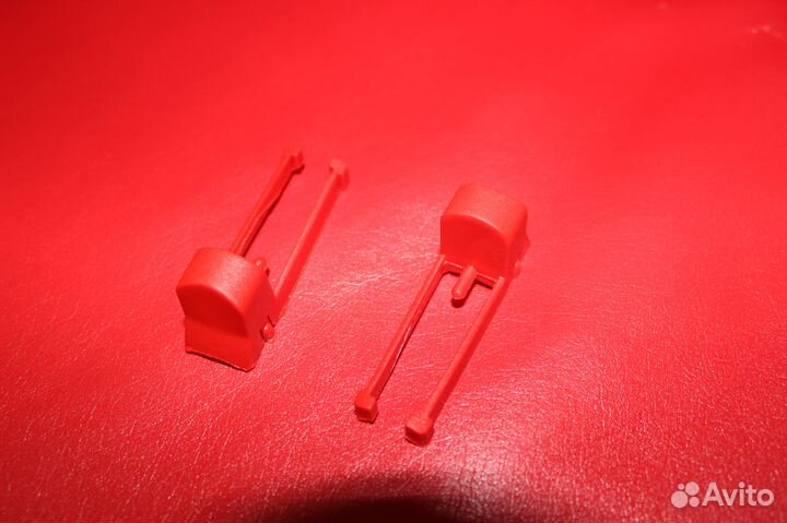 Фиксаторы передних колес на детские коляски