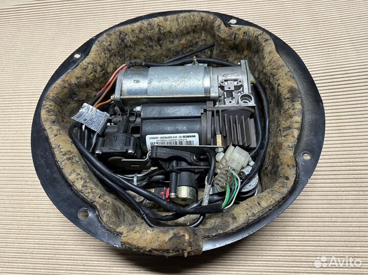 Компрессор пневмоподвески Range Rover 3 Wabco