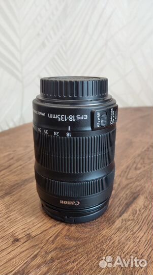 Объектив Canon EF-S 18-135mm f/3.5-5.6 IS STM