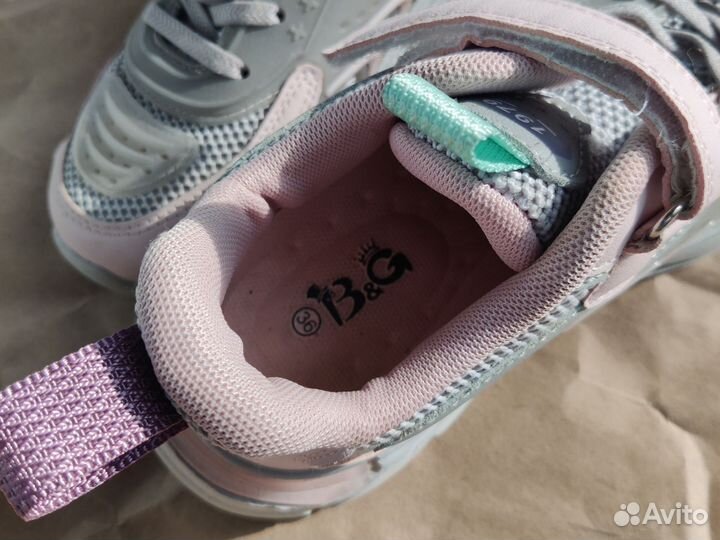 Кроссовки детские