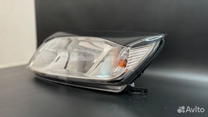 Фара ваз 2190