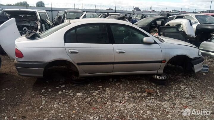 Элементы кузова Toyota Avensis Тойота Авенсис