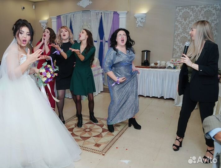 Ведущая/Тамада+DJ(свет, звук, экран, дым, фонтаны)