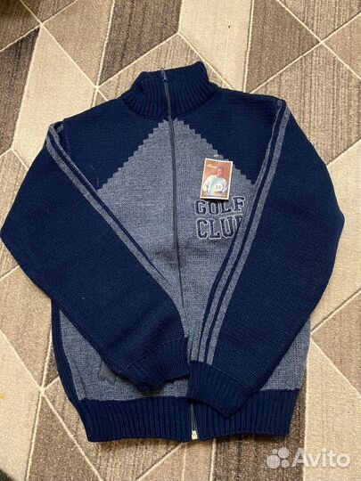 Вязаная кофта на молнии