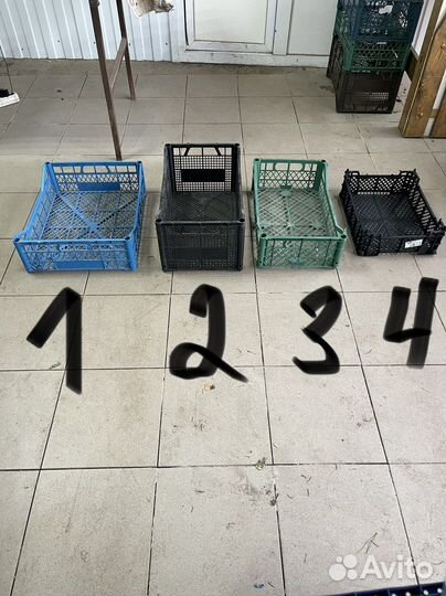 Ящики пластиковые и банановые коробки