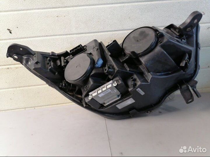 Citroen c4 фара левая