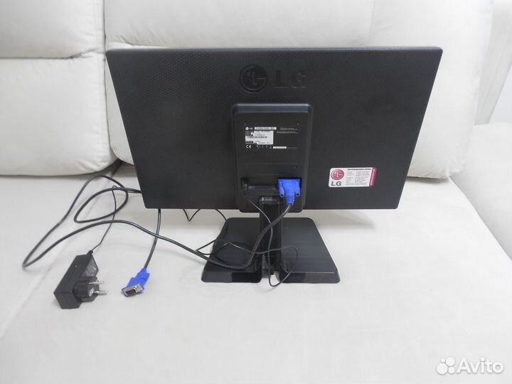 ЖК Монитор LG Flatron E1942C