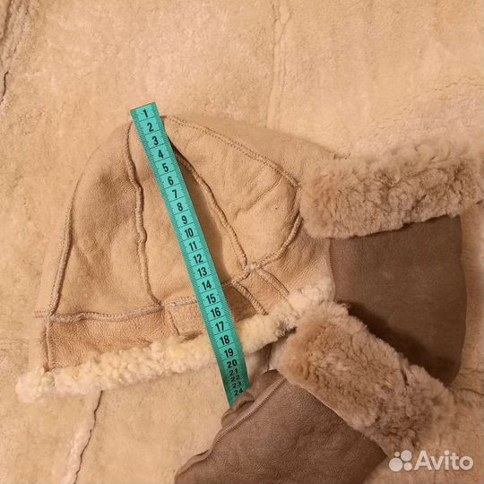 Варежки на овчине и шапочка Уругвай пакетом