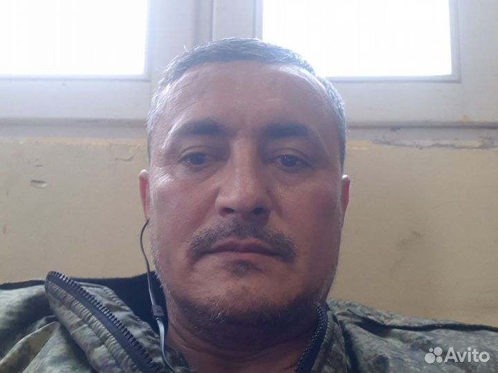 У мне я професий много строитель универсал сантехн