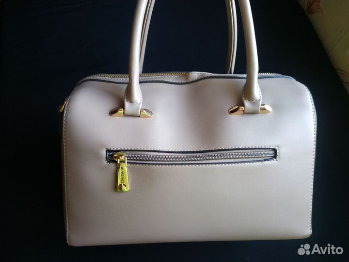 Сумка женская бу с дефектом