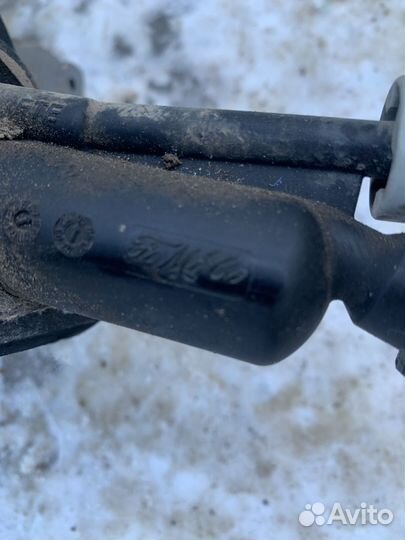 Педаль сцепления с цилиндром Ford focus 2 дорест