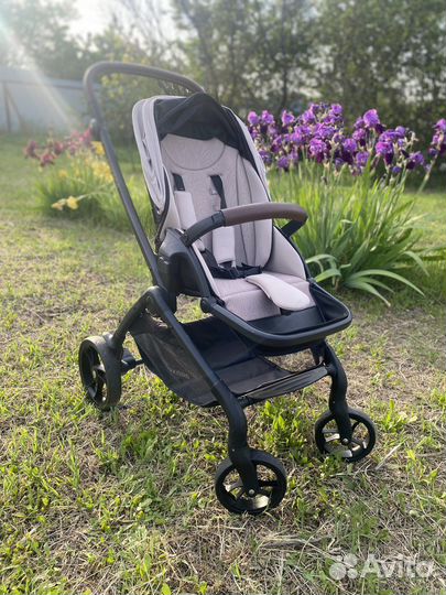 Прогулочная коляска luxmom
