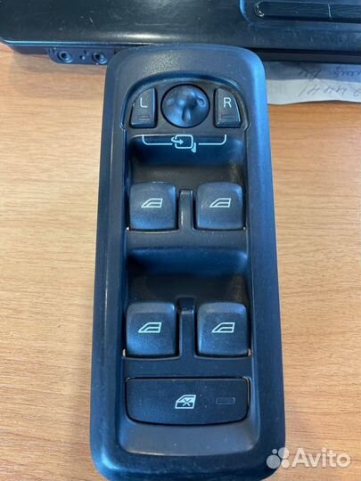 Блок управления стеклоподъемниками Land Rover