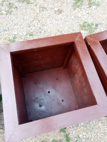 Кашпо для цветов деревянное