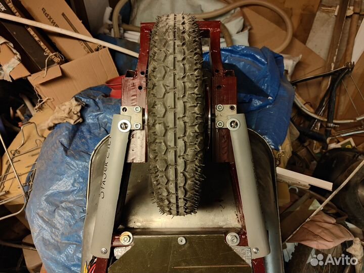 Электропривод для тачек и тележек