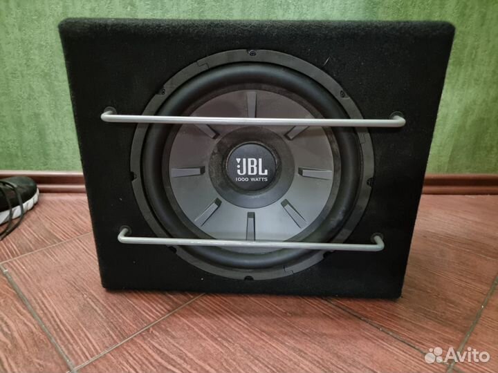 Автомобильный сабвуфер JBL Stage 1200B Усилитель