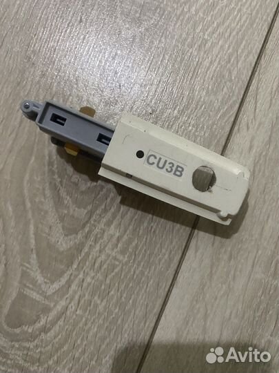 Ввод питания трехфазного шинопровода